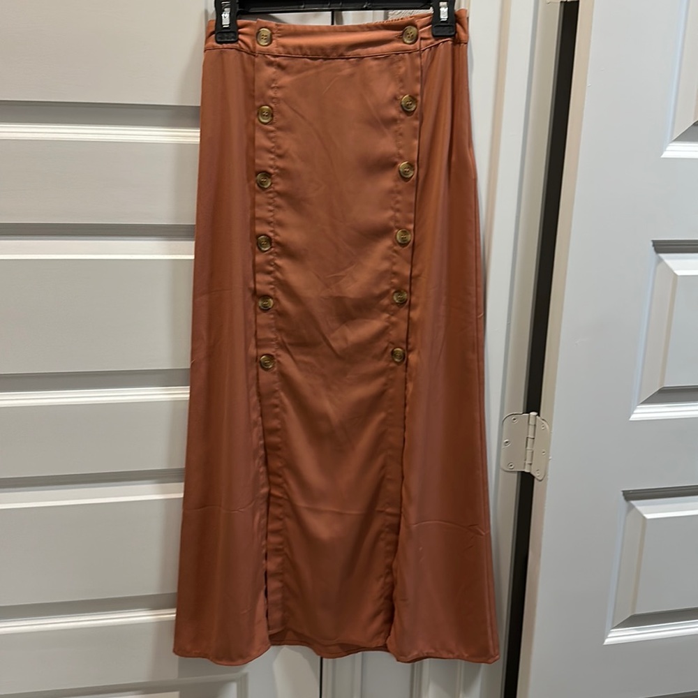Maxi Skirt with slits